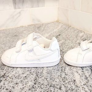 Baby girl Nike shoes size 5.5